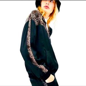 NWT 🖤 ZARA trf Collection Snakeskin Bomber